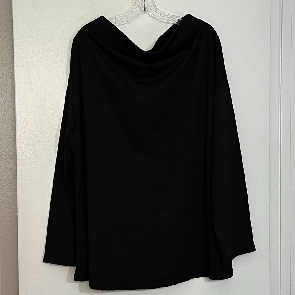 Pullover Raised Boat Neck Top